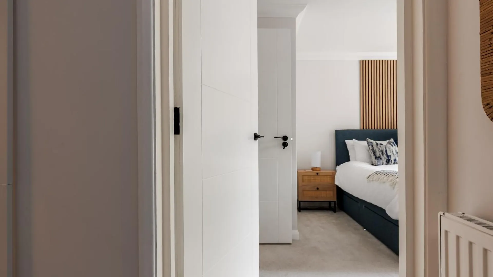 Modern, Comfy Town Centre Gem, Near Beach, Parking Bournemouth 0*,  United Kingdom