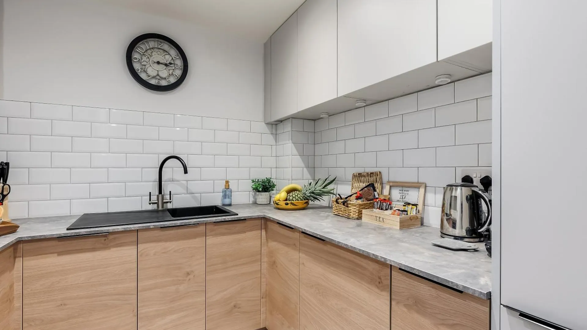 Modern, Comfy Town Centre Gem, Near Beach, Parking Bournemouth
