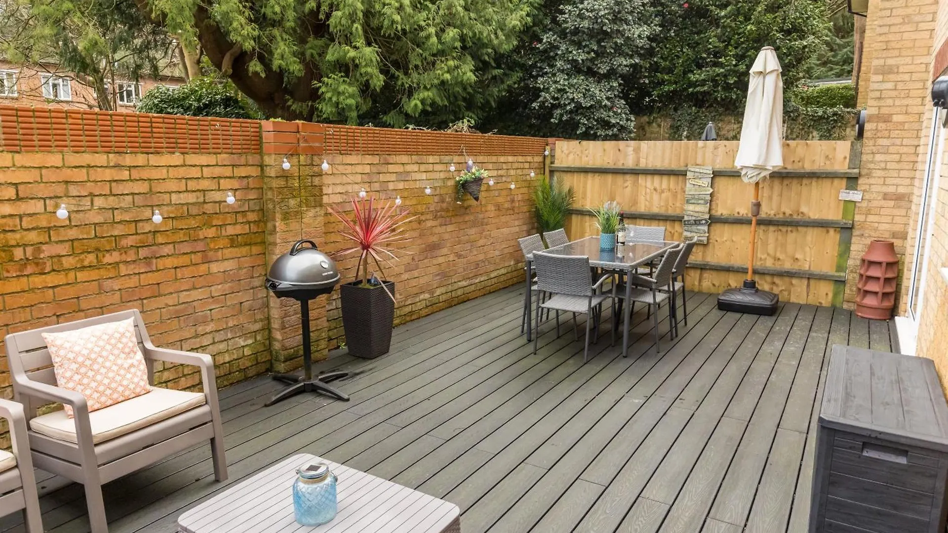 Modern, Comfy Town Centre Gem, Near Beach, Parking Bournemouth 0*,  United Kingdom